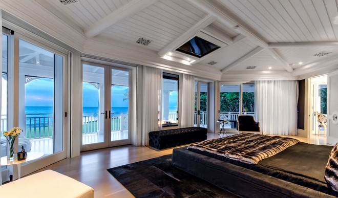 Celine Dion’s Waterpark House (1)