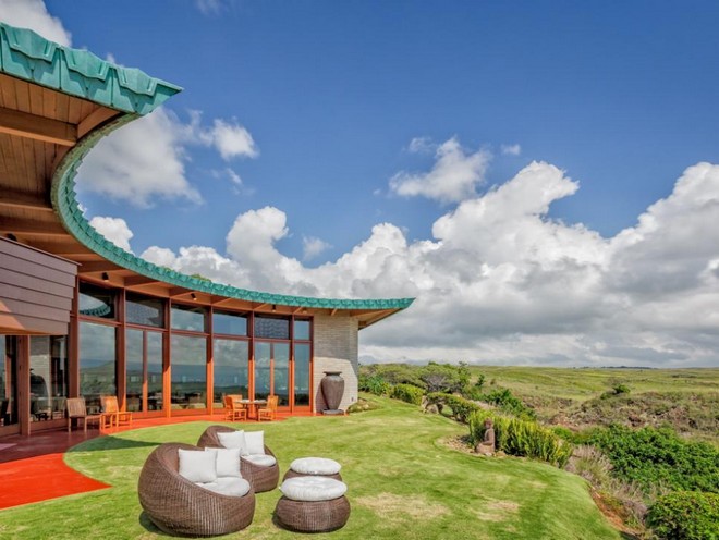 8 Outstanding Celebrity Homes in Hawaii