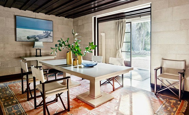 Celebrity Homes Inside Giorgio Armani's Saint-Tropez Tropical Masion (4)