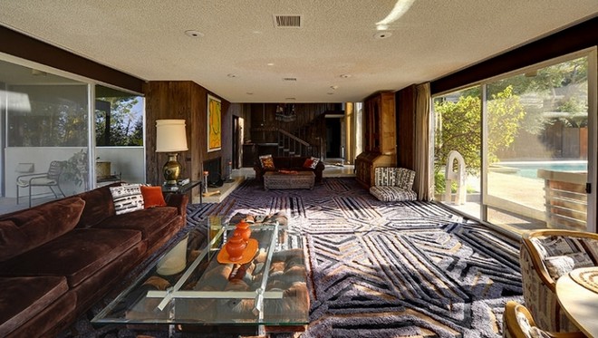 Steve McQueen’s Former House is a Timeless Treasure (2)
