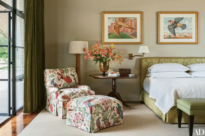 Celebrity Homes: Laura and George W Bush’s Texas Country House