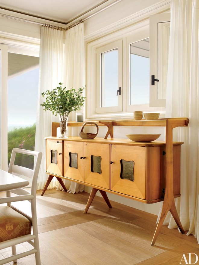 Inside Celebrity Homes: a Beach House to Relax like Daryl Roth’s