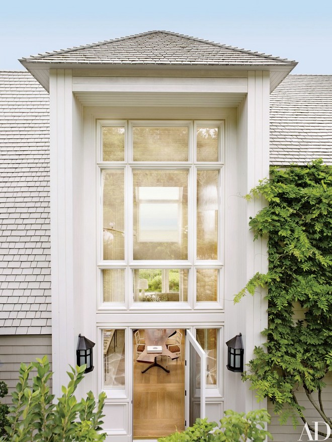 Inside Celebrity Homes: a Beach House to Relax like Daryl Roth’s