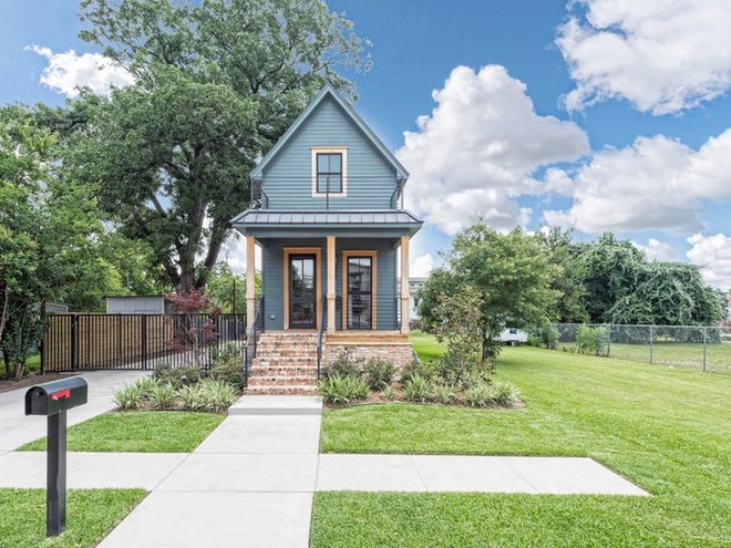 Celebrity Homes: Buy Fixer Upper’s Shotgun Home Celebrity Homes: Buy Fixer Upper’s Shotgun Home Celebrity Homes: Buy Fixer Upper’s Shotgun Home Celebrity Homes: Buy Fixer Upper’s Shotgun Home