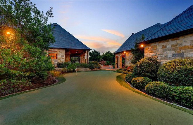 Celebrity Real Estate Selena Gomez Texas Home