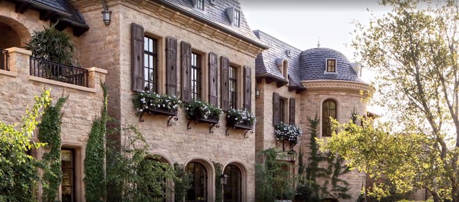 Gisele Bündchen and Tom Brady's Former Los Angeles Home (1)