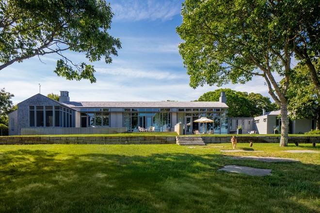 Visit Obamas’ Martha’s Vineyard Home (1)