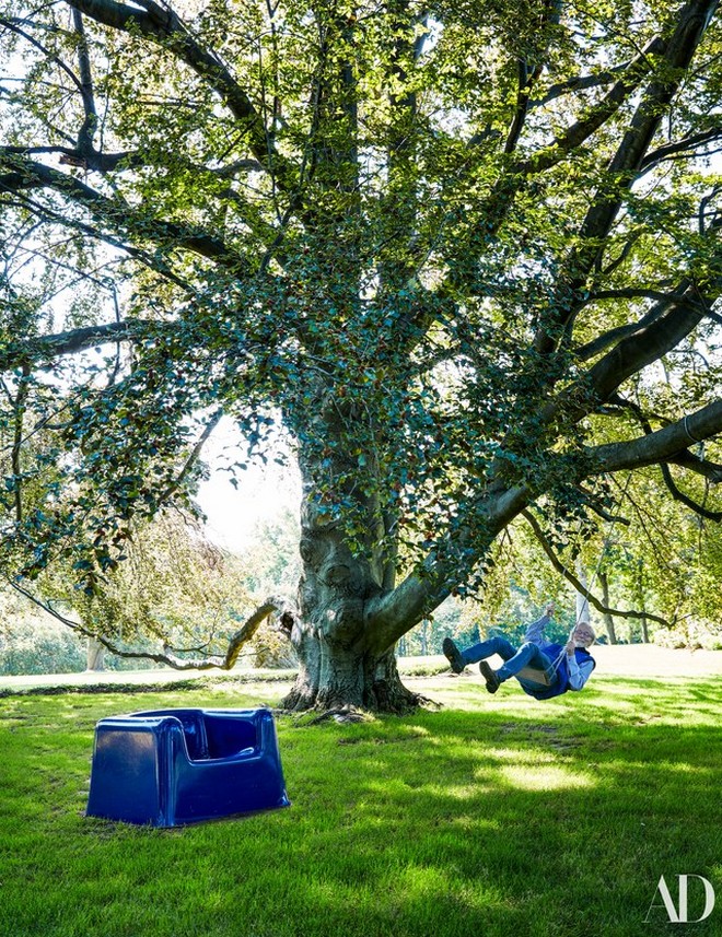 Inside Wendell Castle’s Studio (1)