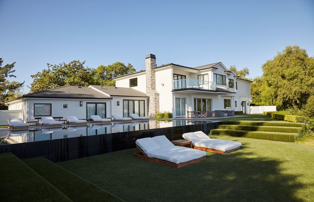 Midcentury Interiors in Scott Disick’s Hidden Hills Home (1)